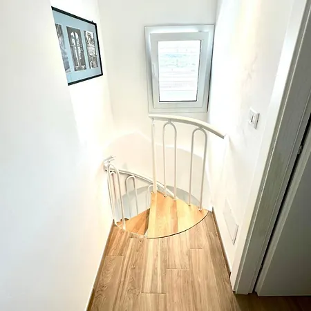 Villa Zaffiri 94 *