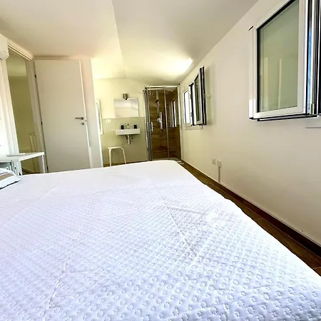 Villa Zaffiri 94 *
